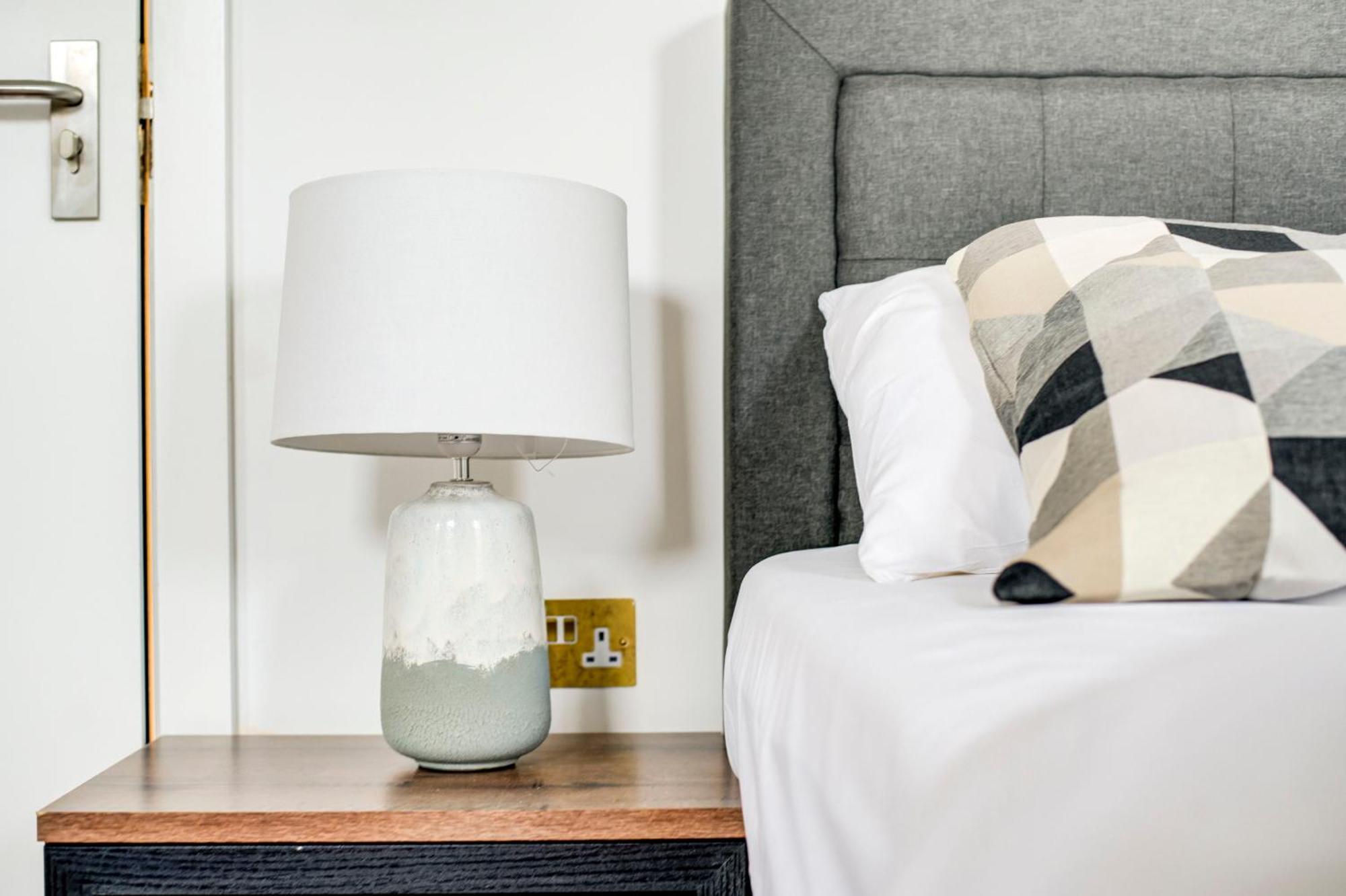 Luxury 3 Bedroom Prime Marylebone Apartment 런던 외부 사진